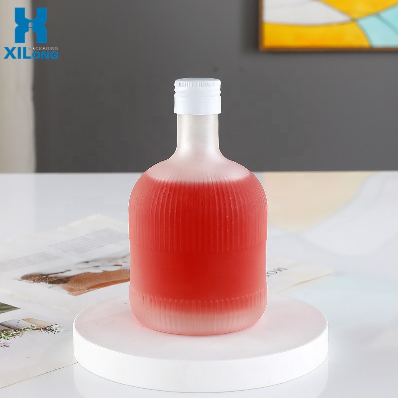 Wholesale Round Frosted Gin 500 ML Empty Whisky Spirit Vodka Glass Bottle With Cork