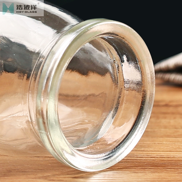 Wholesale Screen printing 100ml empty glass pudding bottle with plastic lid