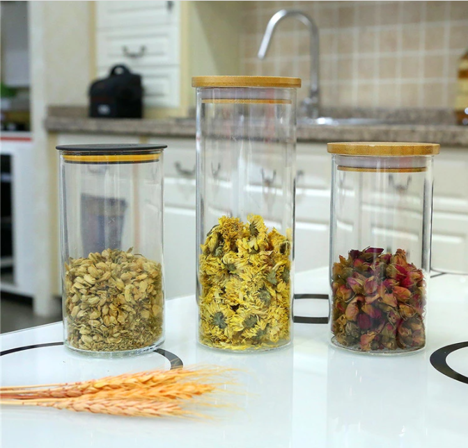 Wholesale Silicone Ring Containers 8 oz Food Storage Cookie Glass Jars with Cork Bamboo Lid in Bulk Glass Jar and Bottles