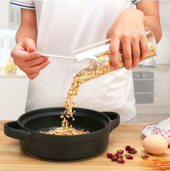 Wholesale Silicone Ring Containers 8 oz Food Storage Cookie Glass Jars with Cork Bamboo Lid in Bulk Glass Jar and Bottles