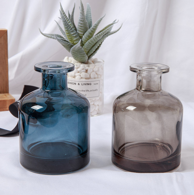 Wholesale Simple Round Colored Glass Blue Gray Black 150ml 200ml Empty Perfume Reed Diffuse Glass Bottle