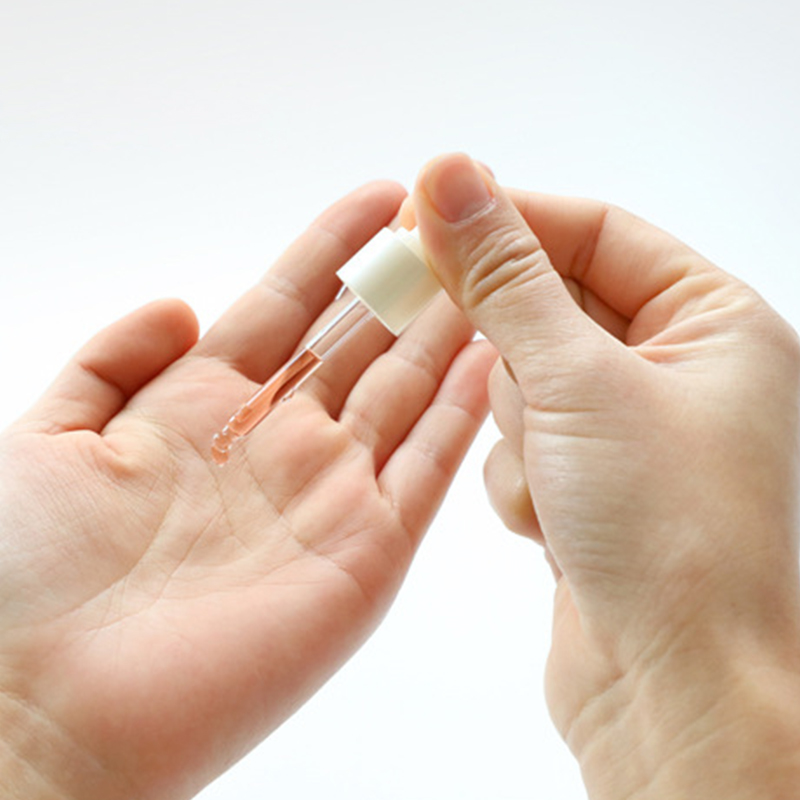 Wholesale Simple Stylish Transparent Glass Dropper Roller Bottles 15ml Essential Oil Bottle