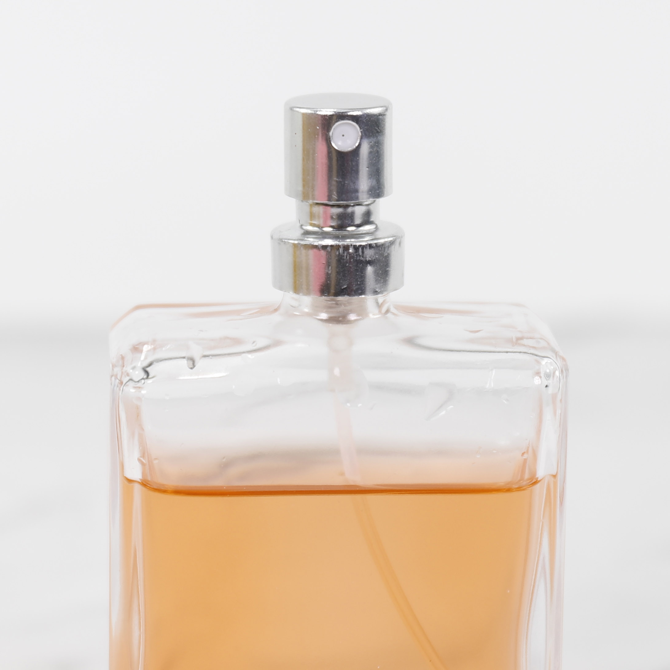 Wholesale Square Clear Empty Luxury Parfum Spray 50ml 100ml Glass Atomizer Bottle