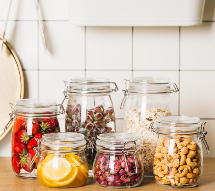 Wholesale Square Cylinder Clear Glass Jars With Snap Joint Lids Serving Kitchen Candy Spices Honey