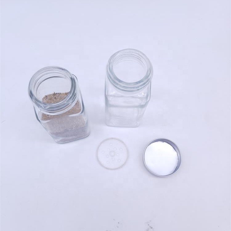 Wholesale Square glass spice bottles spice glass jar with silver metal lids shaker tops