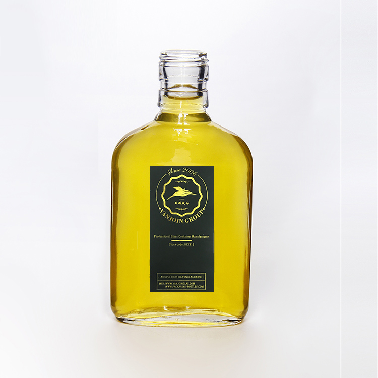 Wholesale Unique Shape Clear Flask Flat 150ml 200ml Glass Liquor Bottle With Aluminum Lids