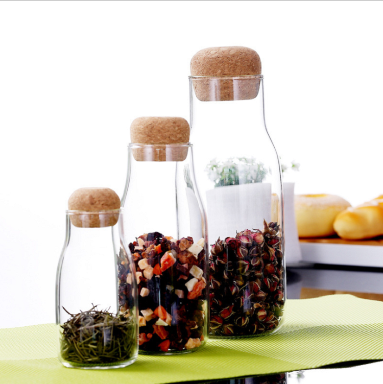 Wholesale Vintage Small Straight Sided Round Glass Storage Jar With BambooTop