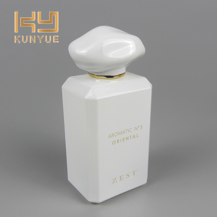 Wholesale White Empty Square 100ml Glass Perfume Bottles