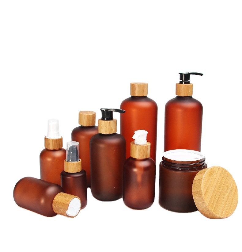 Wholesale bamboo cosmetic packaging 15g 30g 50g 100g 150g 200g 250g frosted amber PET plastic jar with bamboo cap