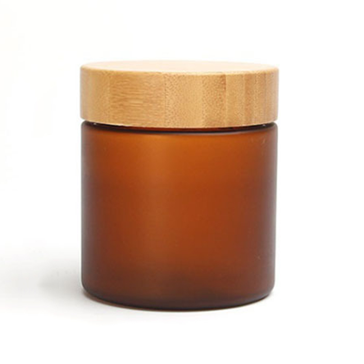 Wholesale bamboo cosmetic packaging 15g 30g 50g 100g 150g 200g 250g frosted amber PET plastic jar with bamboo cap