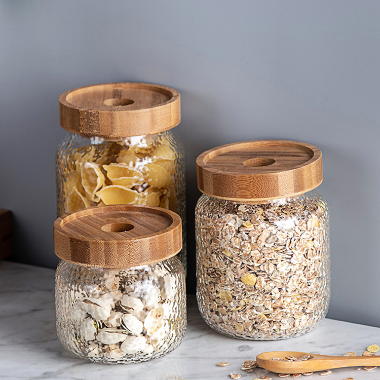 Wholesale cheap acacia wood 250ml 450ml 750ml 950ml storage glass jar with sealed lid Borosilicate glass with acacia wood lid