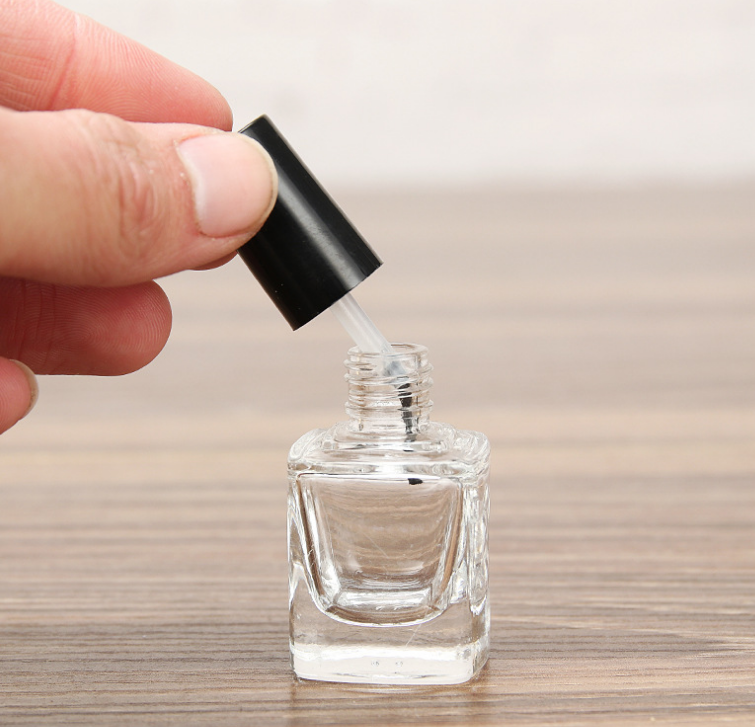 Wholesale circular square 5ml 8ml 10ml 12ml 15ml bottle with brush empty nail polish bottle
