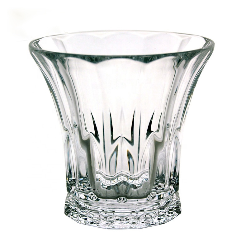 Wholesale classic whiskey glass decanter set with 6 whiskey tumbler glasses
