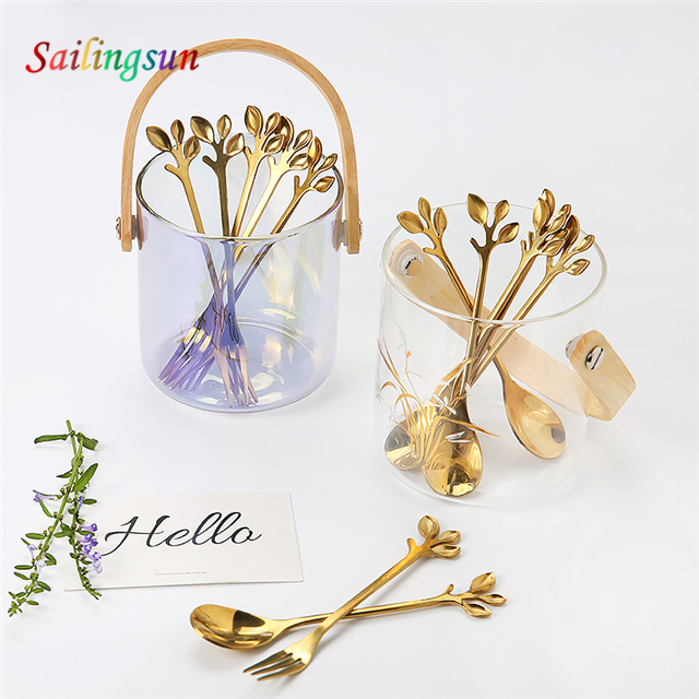Wholesale classical design fancy handmade pyrex glass food container
