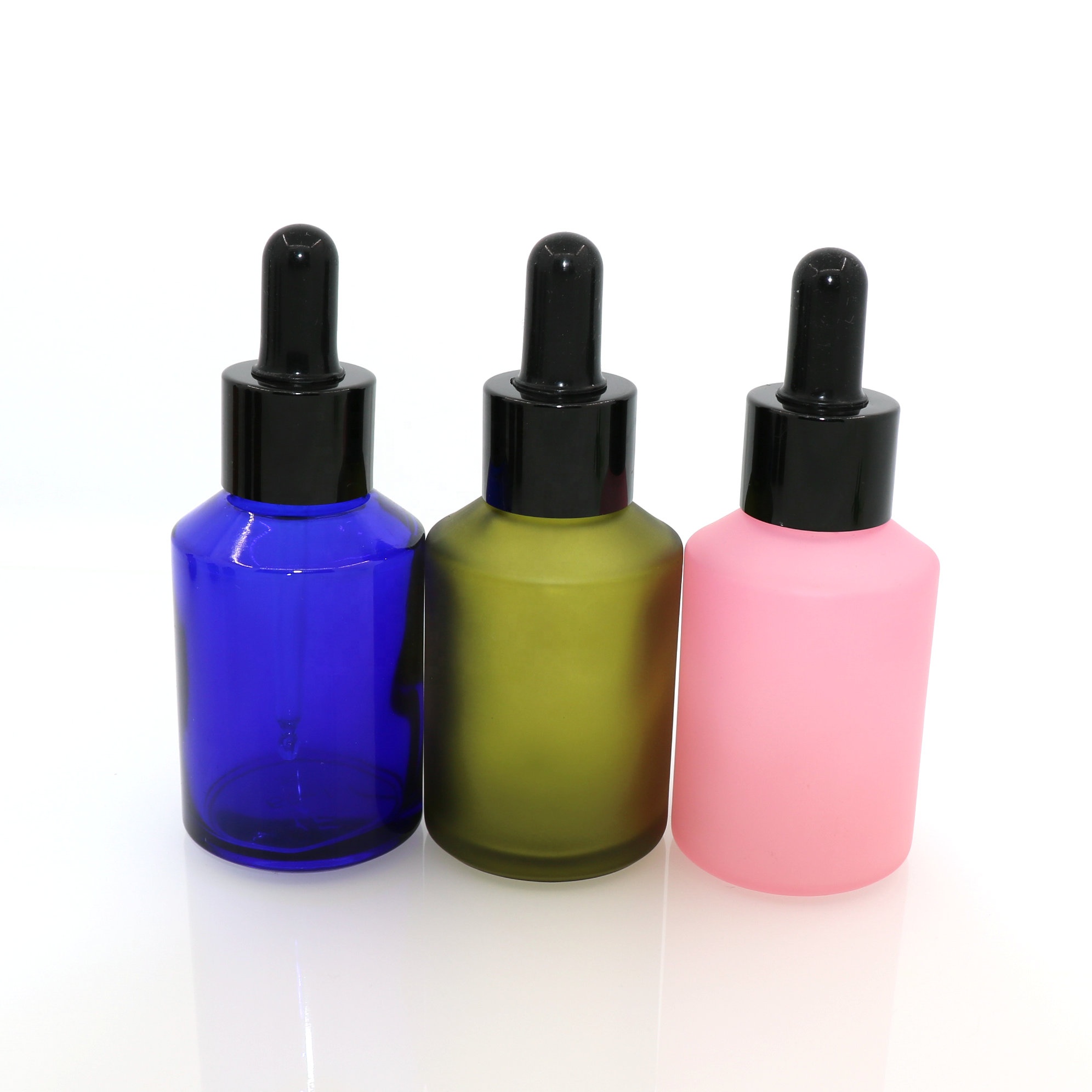 Wholesale colored slant shoulder glass essential oil bottle with dropper for cosmetics containers and packaging