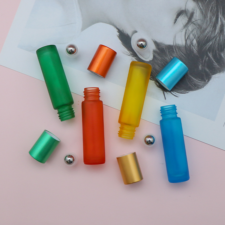 Wholesale colorful frosted 10ml perfume roll on glass bottle