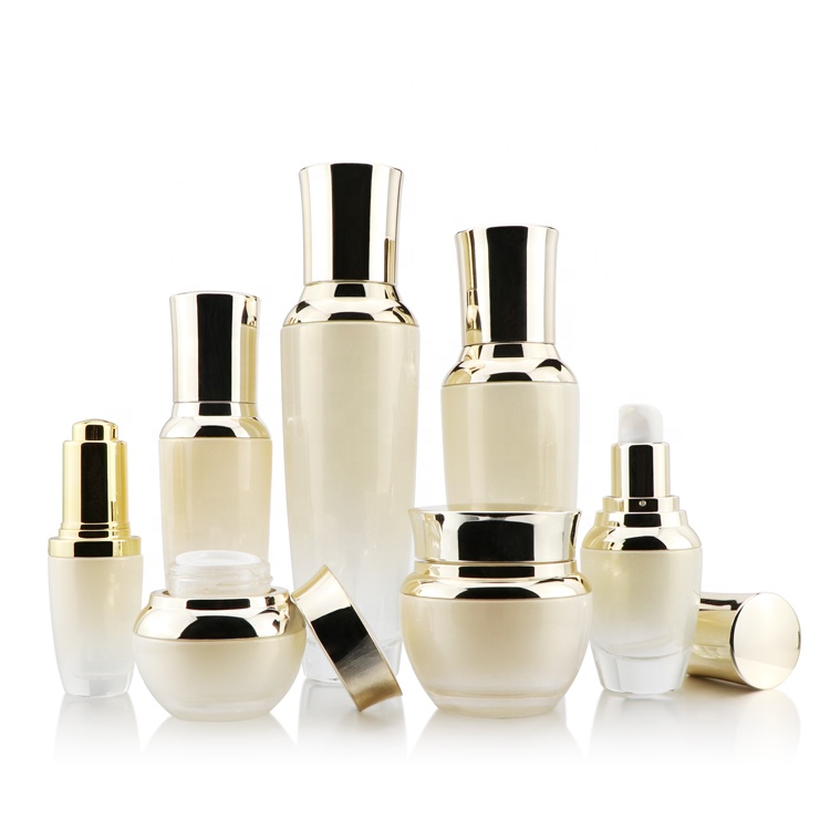 Wholesale cosmetic glass pump/sprayer bottle set