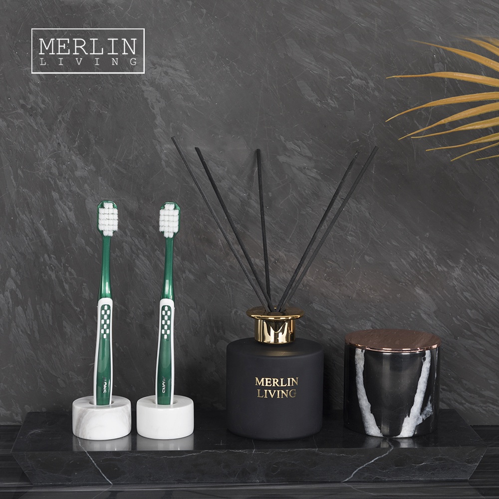 Wholesale custom logo Home decor empty reed diffuser glass bottle with sticks perfume luxury glass fragrance oil bottle gift set