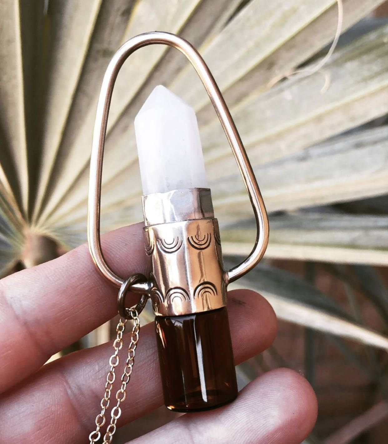 Wholesale custom necklace pendant small perfume bottles natural stone bottles with rose quartz stone