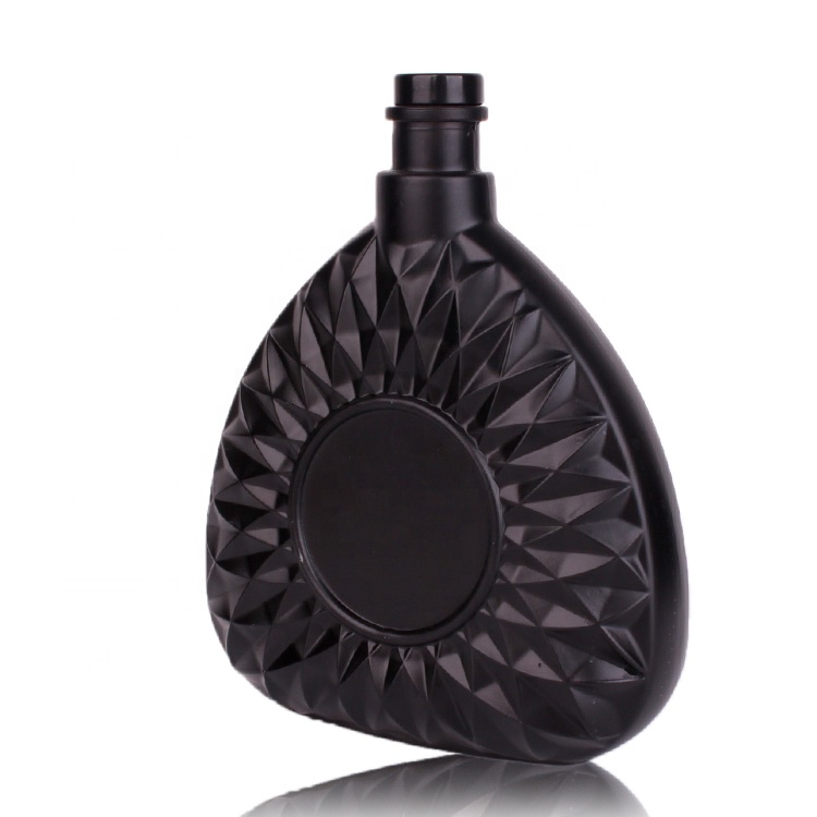 Wholesale empty 500ml matte black glass whiskey wine bottle with stopper