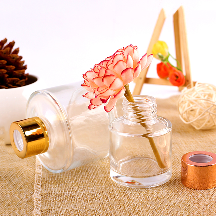 Wholesale empty 50ml 100ml 200ml household round aromatherapy glass bottle