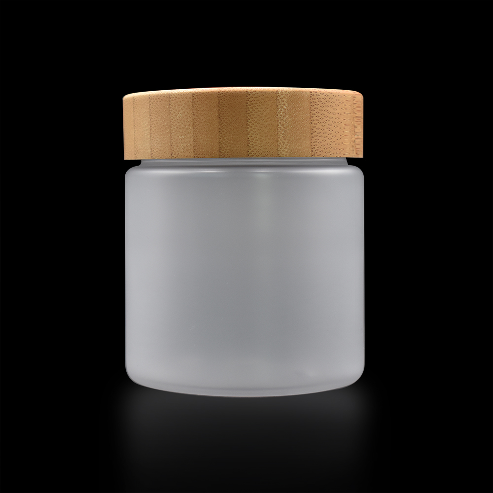 Wholesale empty cosmetic container 150g 250g amber clear frosted matte plastic jar with wooden lid