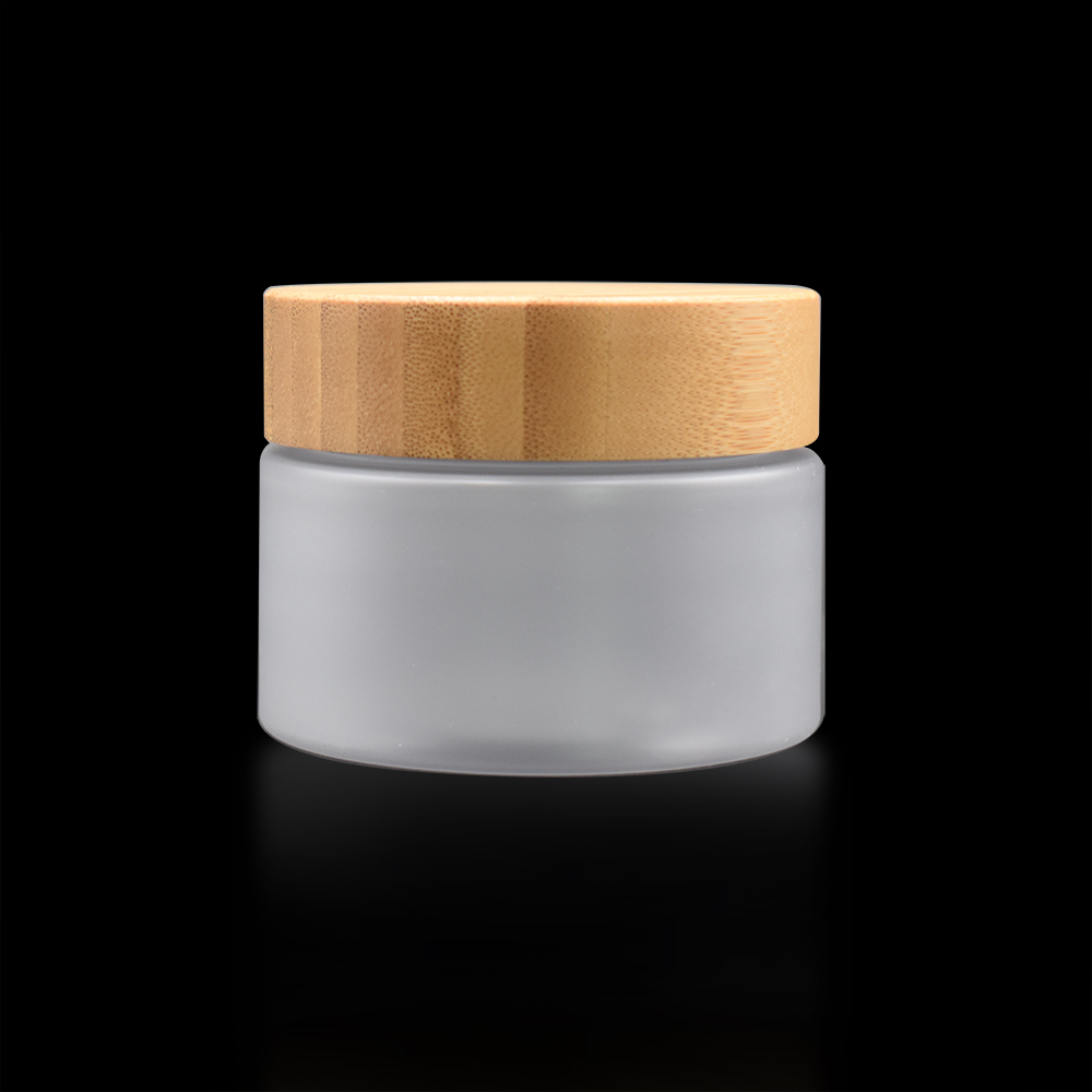 Wholesale empty cosmetic container 150g 250g amber clear frosted matte plastic jar with wooden lid
