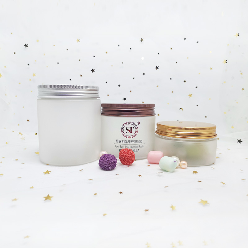 Wholesale empty food container 50g 60g 80g 100g 120g 150g 200g 250g 500g clear PET plastic candy jar with aluminum cap