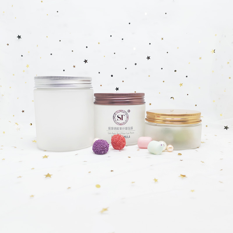 Wholesale empty food container 50g 60g 80g 100g 120g 150g 200g 250g 500g clear PET plastic candy jar with aluminum cap