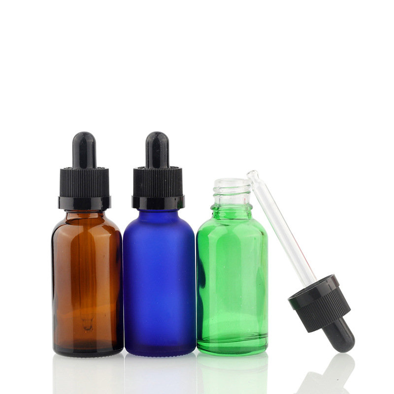 Wholesale empty frosted amber black cosmetic glass bamboo dropper bottle 5ml 10ml 15ml 20ml 30ml pipette with bamboo wooden lid