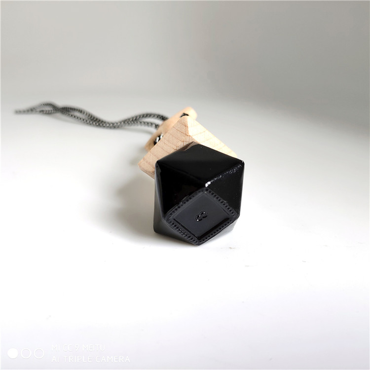 Wholesale empty hanging car square perfume bottle diffuser bottle with wooden cap