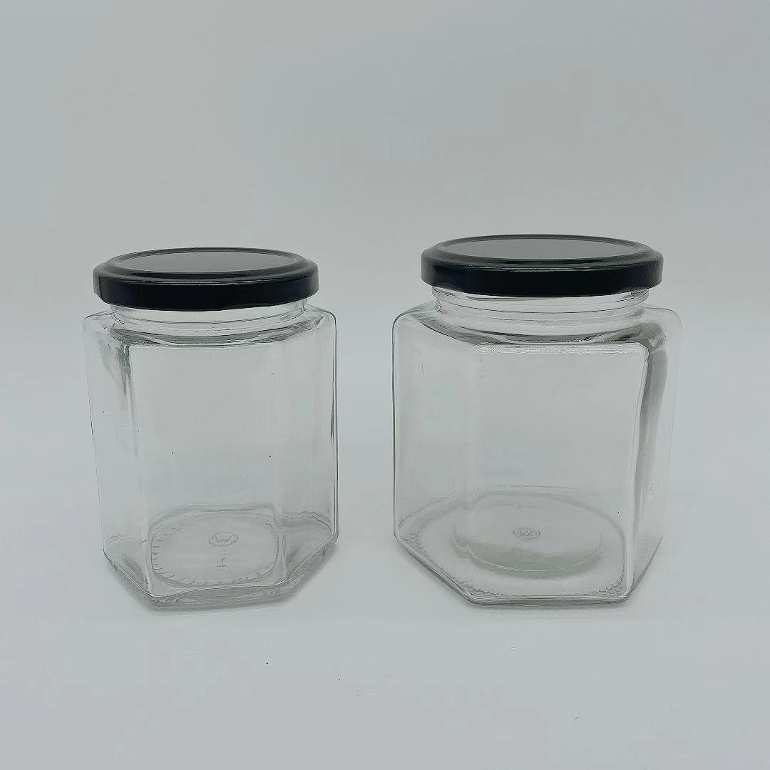 Wholesale empty hexagon natural royal honey jar container glass honey jar with dipper