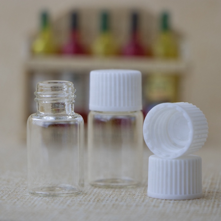 Wholesale essential oil glass bottle 1ml 2ml 3ml 5ml mini sample transparent glass vial with screw cap