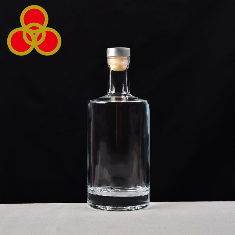 Wholesale extra flint 500ml vodka glass bottle 750ml