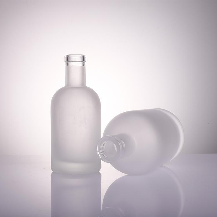Wholesale extra flint 500ml vodka glass bottle 750ml