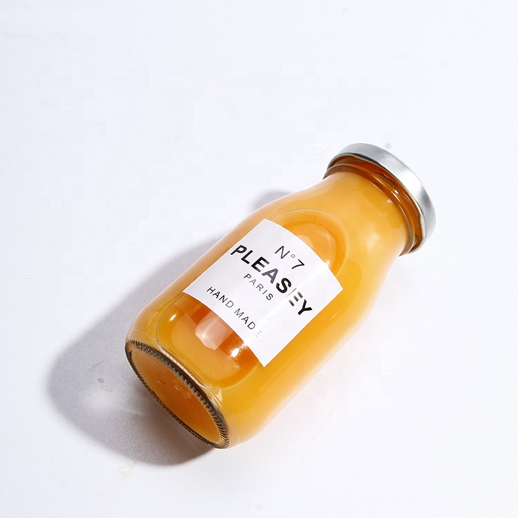 Wholesale flint 8 ounce 250ml glass bottle for Coffee milk beverage yogurt with lid