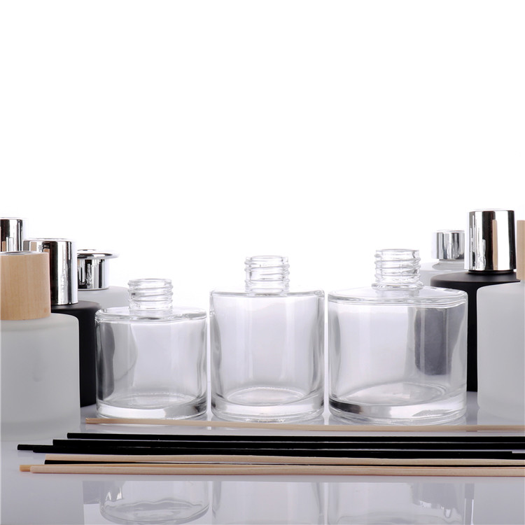 Wholesale frosted empty round reed diffuser glass bottle for fragrance 200ml