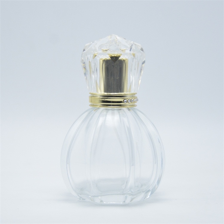 Wholesale glass perfume bottles sprayer bottle