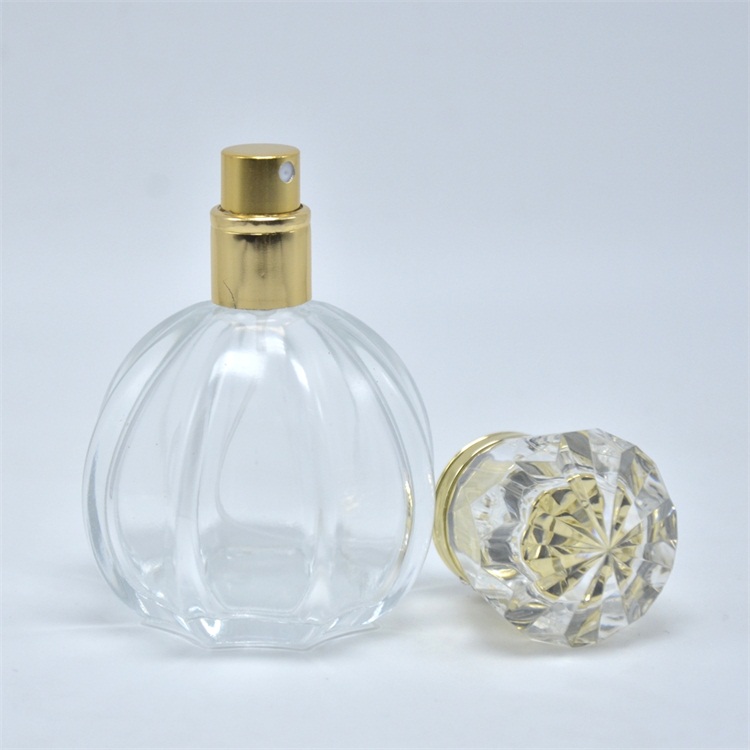 Wholesale glass perfume bottles sprayer bottle