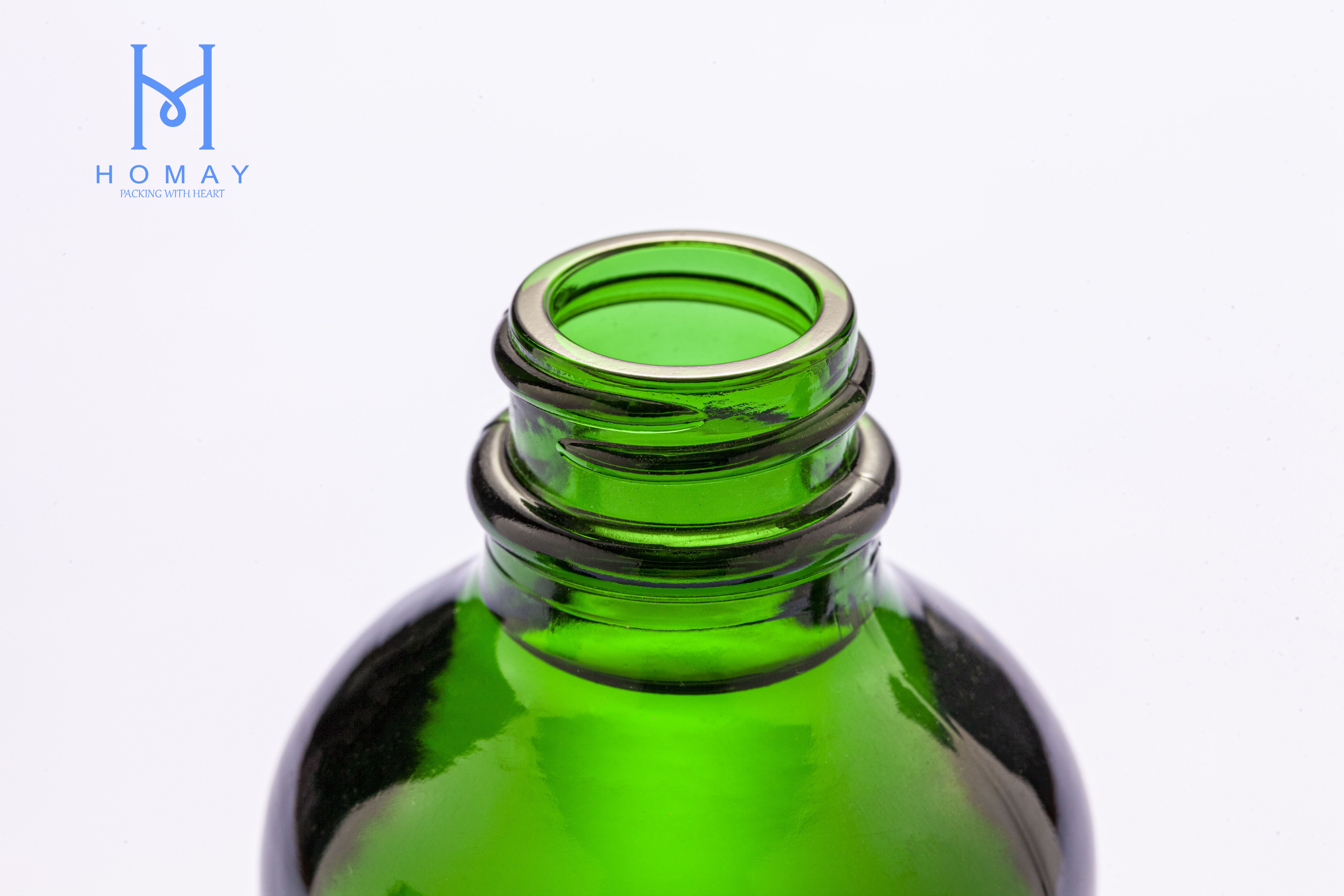 Wholesale green Boston round glass bottle 0.5oz/1oz/2oz/4oz glass bottle with spray pumps