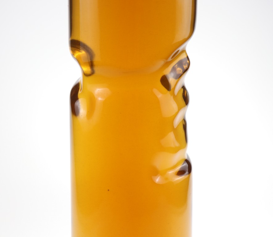 Wholesale high quality 750ml Palm Engraving Vodka Flask Wine Bottle