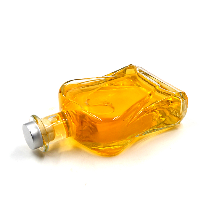 Wholesale high quality flat square label printed 700ml bottles for liquor