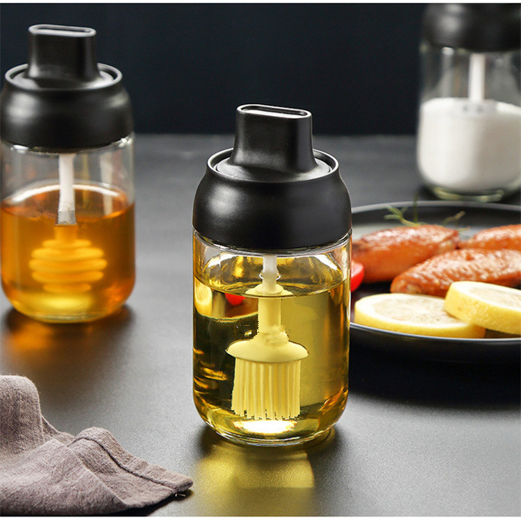 Wholesale hot sell glass jar with spoon container seasoning pot salt spice jar
