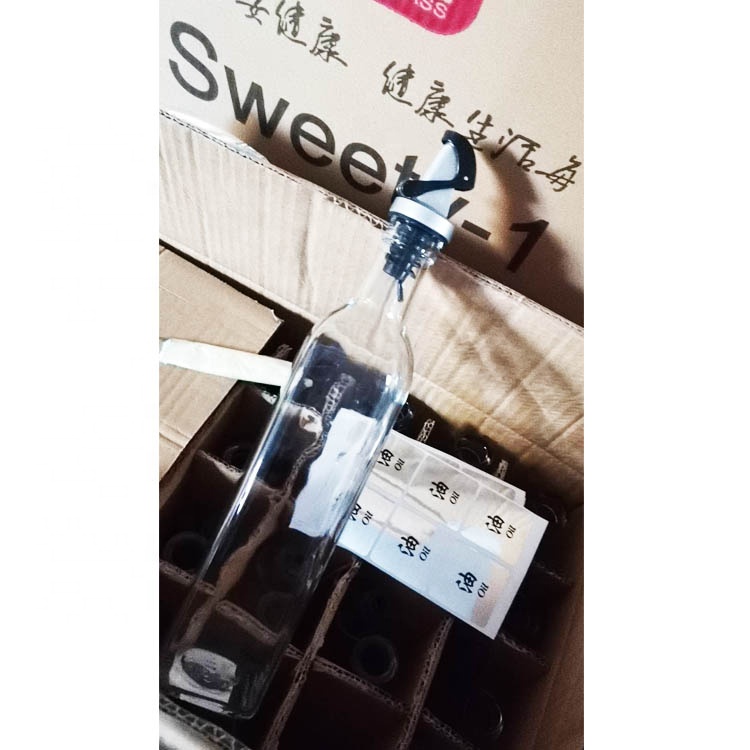 Wholesale kitchen accessories spice cooking tools soy sauce and vinegar leakproof 500ml glass oil bottles