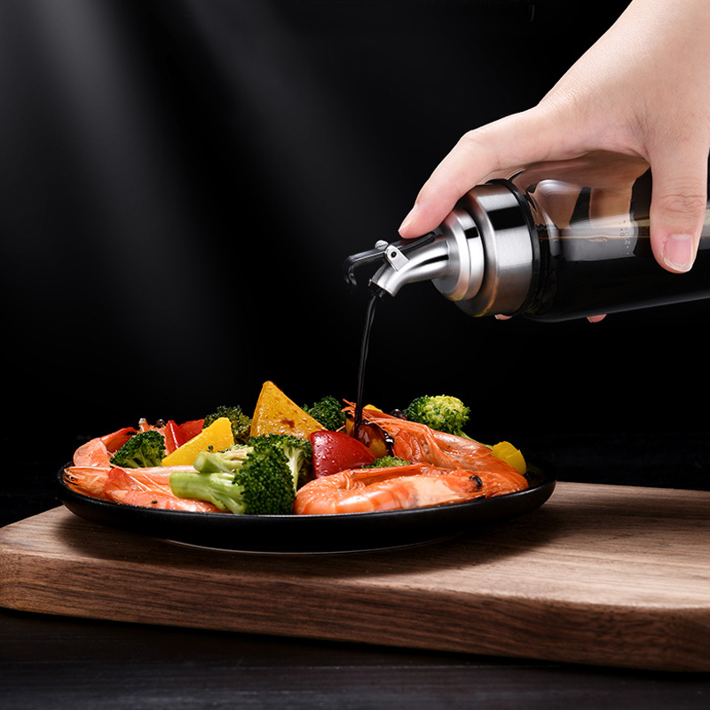 Wholesale kitchen oil and vinegar dispenser glass bottles