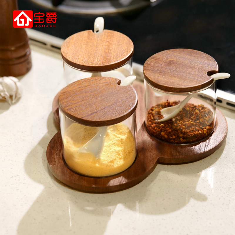 Wholesale kitchen seasoning boxes feature glass seasoning jars, wooden spoon lid and base for easy storage of three-piece sets