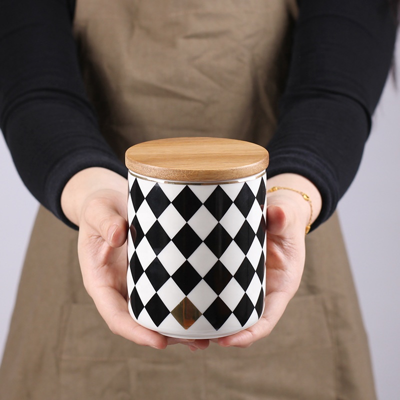 Wholesale kitchen ware airtight porcelain jars biscuit coffee bean tea canister with bamboo lid