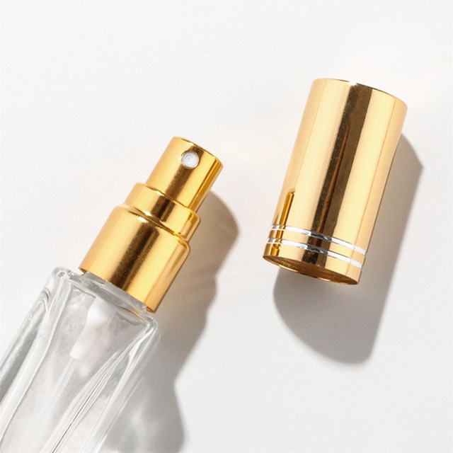 Wholesale luxury 6ml 9ml clear empty square shaped glass spray perfume bottle