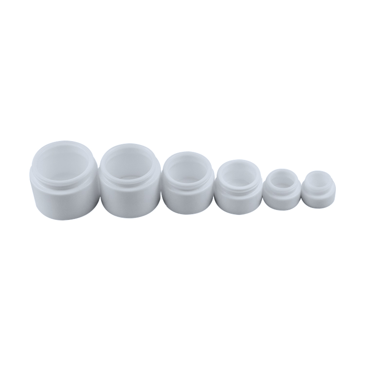 Wholesale luxury Cosmetic Packaging Empty 50ml 100ml White Glass Porcelain Container Face Cream Jar
