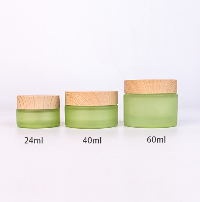 Wholesale luxury bamboo lid skin care packaging 20ml 40ml 60ml empty glass organic bamboo cosmetic lotion jars